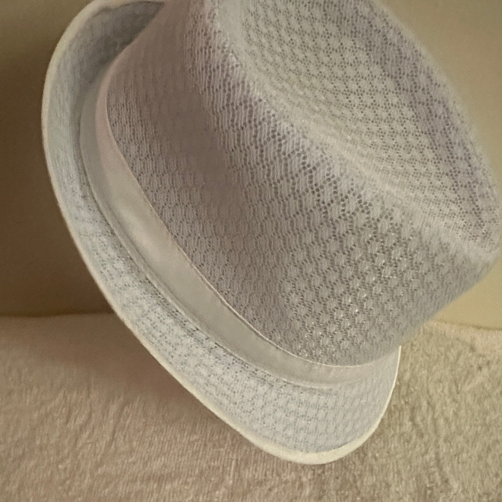 White Women s Summer Fedora Hat - Breathable Performance Style - Picture 2 of 5